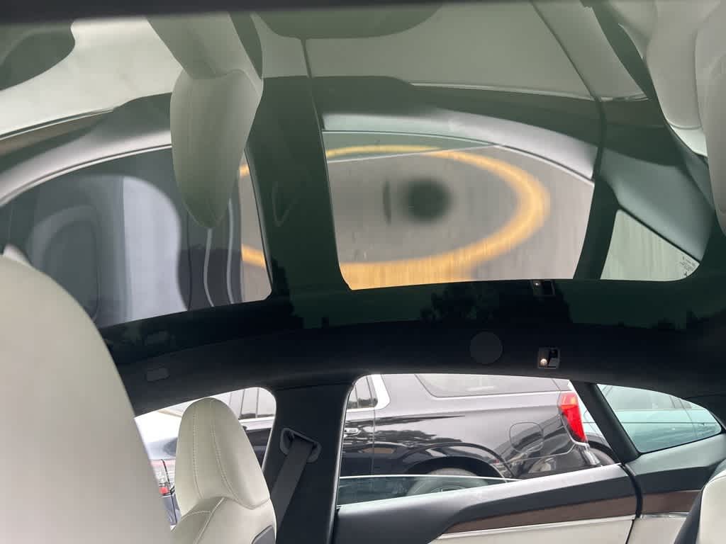 Thumbnail: 2023 Tesla Model S - 8