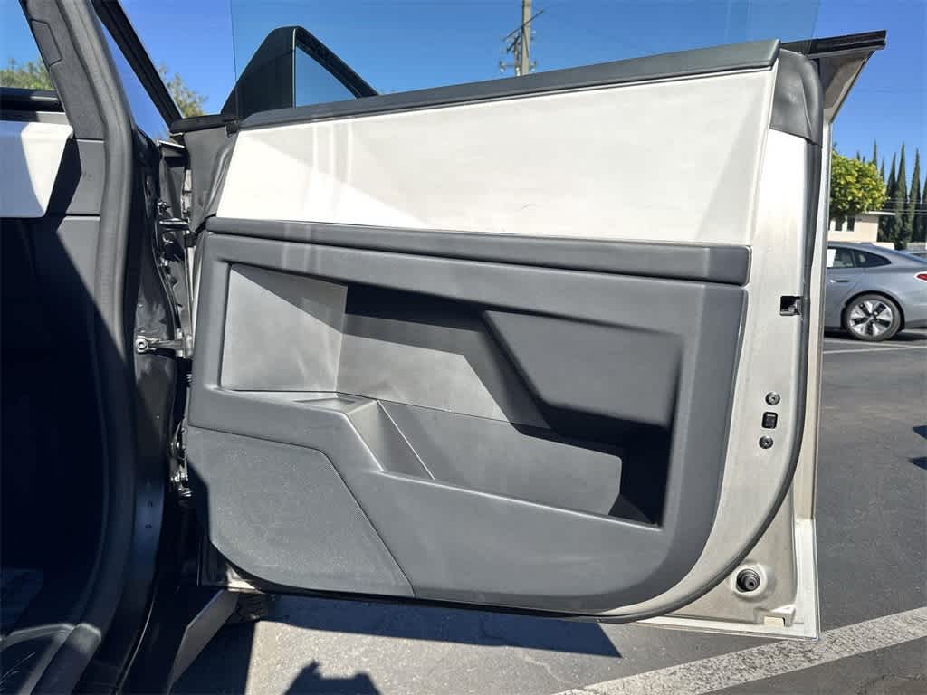 Thumbnail: 2024 Tesla Cybertruck - 40