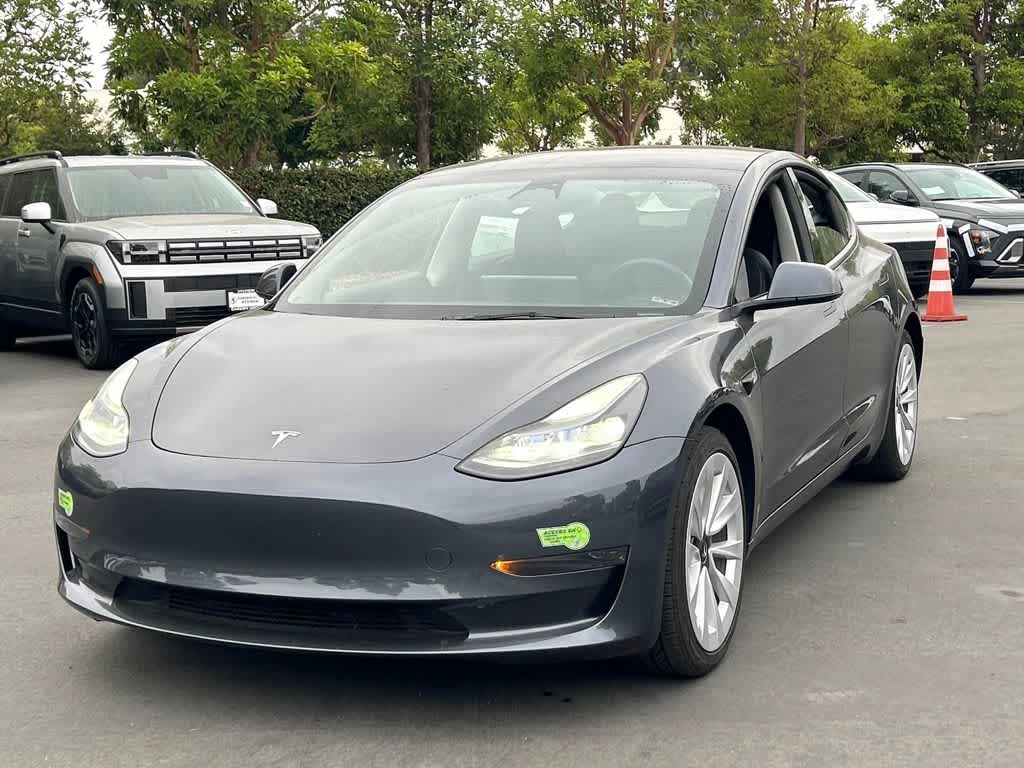 2023 Tesla Model 3 -'s photo