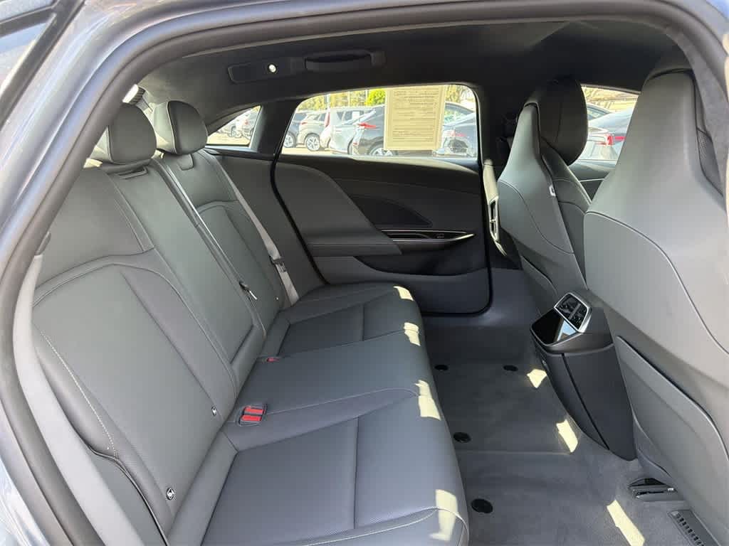 Thumbnail: 2024 Lucid Air - 32