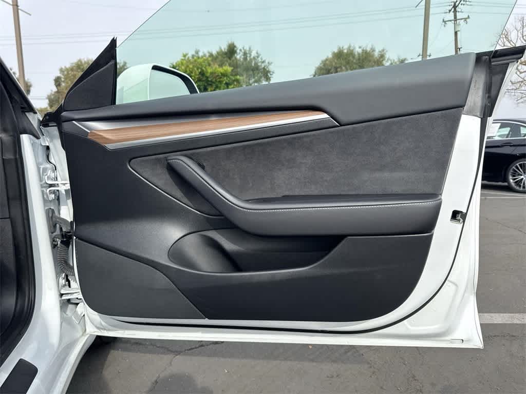 Thumbnail: 2023 Tesla Model 3 - 40