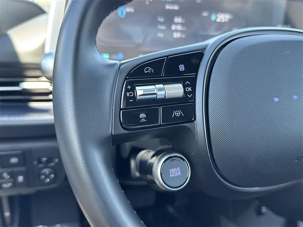 Thumbnail: 2025 Hyundai Ioniq 6 - 21