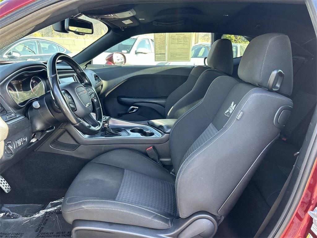 Thumbnail: 2019 Dodge Challenger - 32
