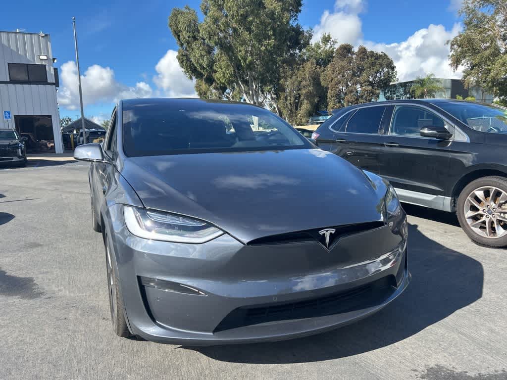2022 Tesla Model X Plaid's photo