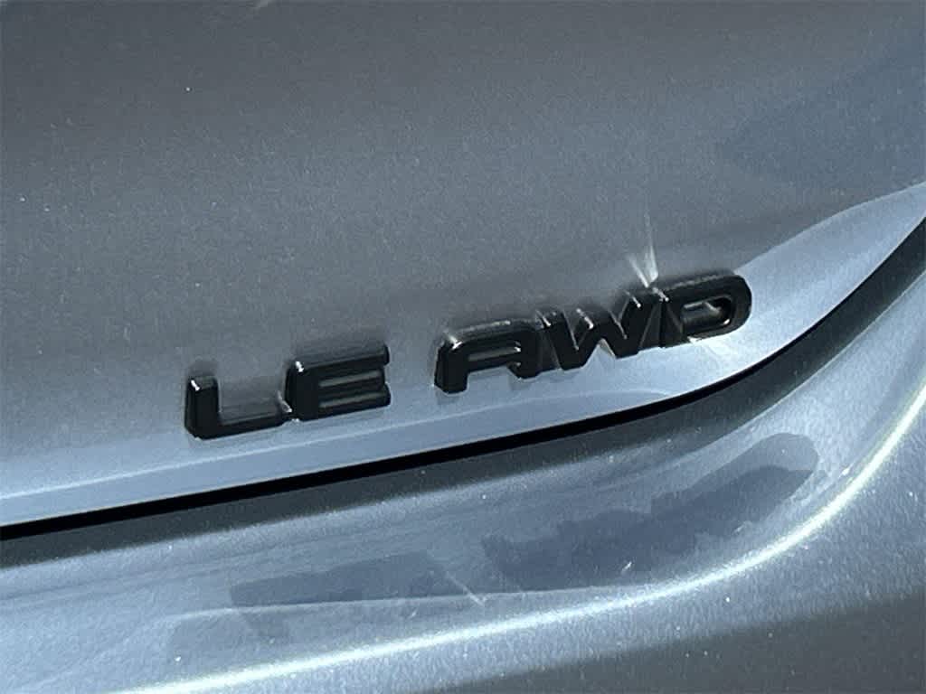 Thumbnail: 2022 Toyota Highlander - 32