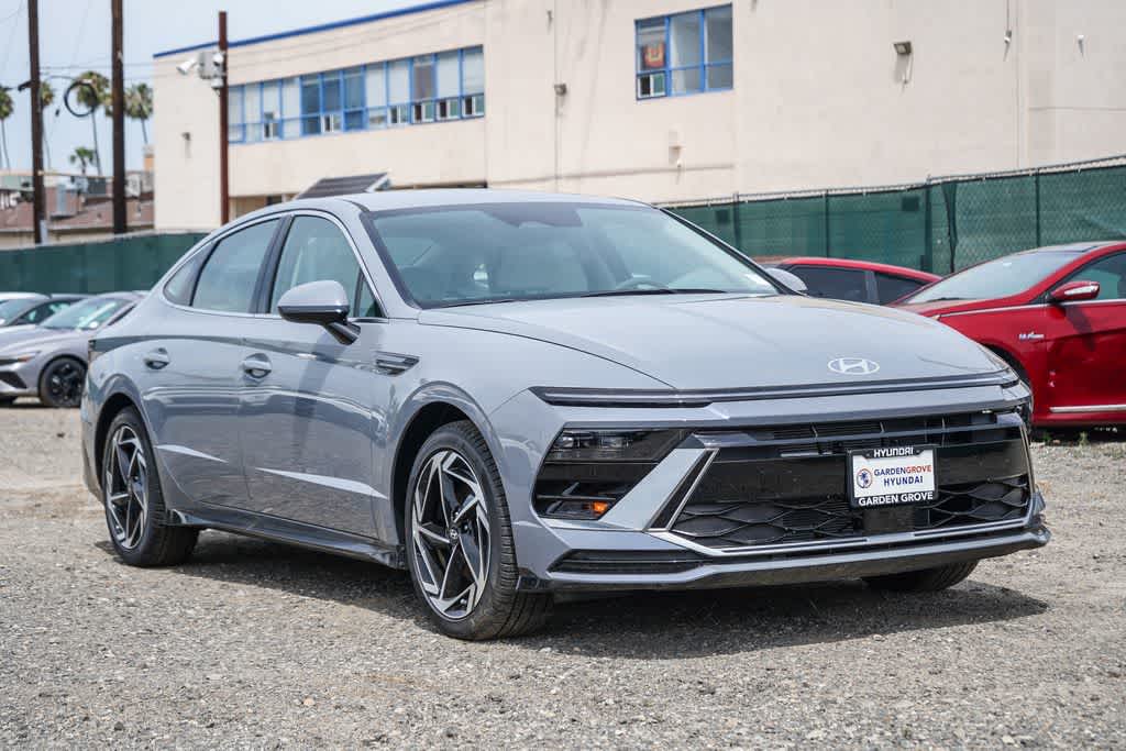 Thumbnail: 2026 Hyundai Sonata - 3