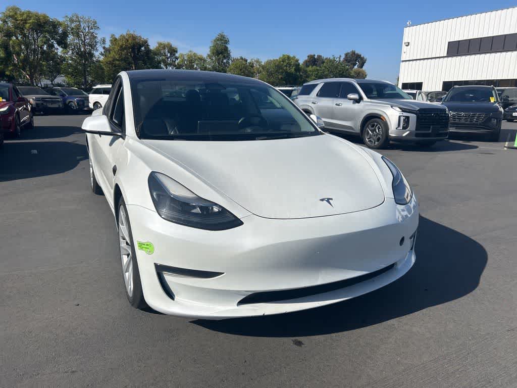 2023 Tesla Model 3 -'s photo