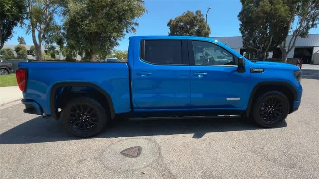 Thumbnail: 2023 GMC Sierra 1500 - 9