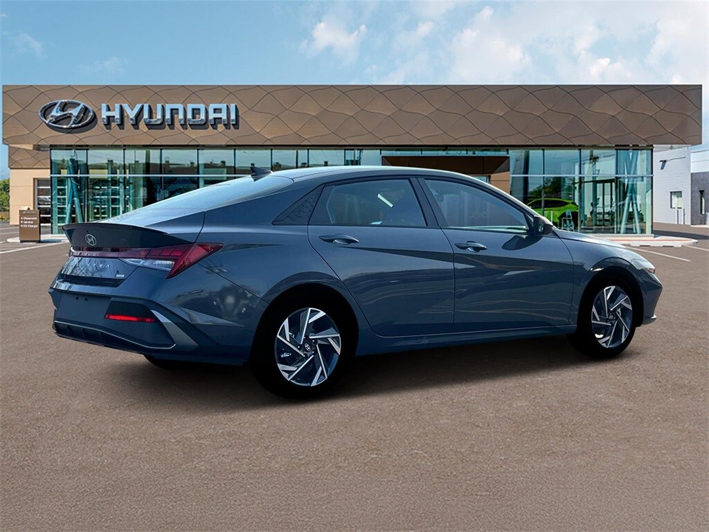 Thumbnail: 2025 Hyundai Elantra - 8
