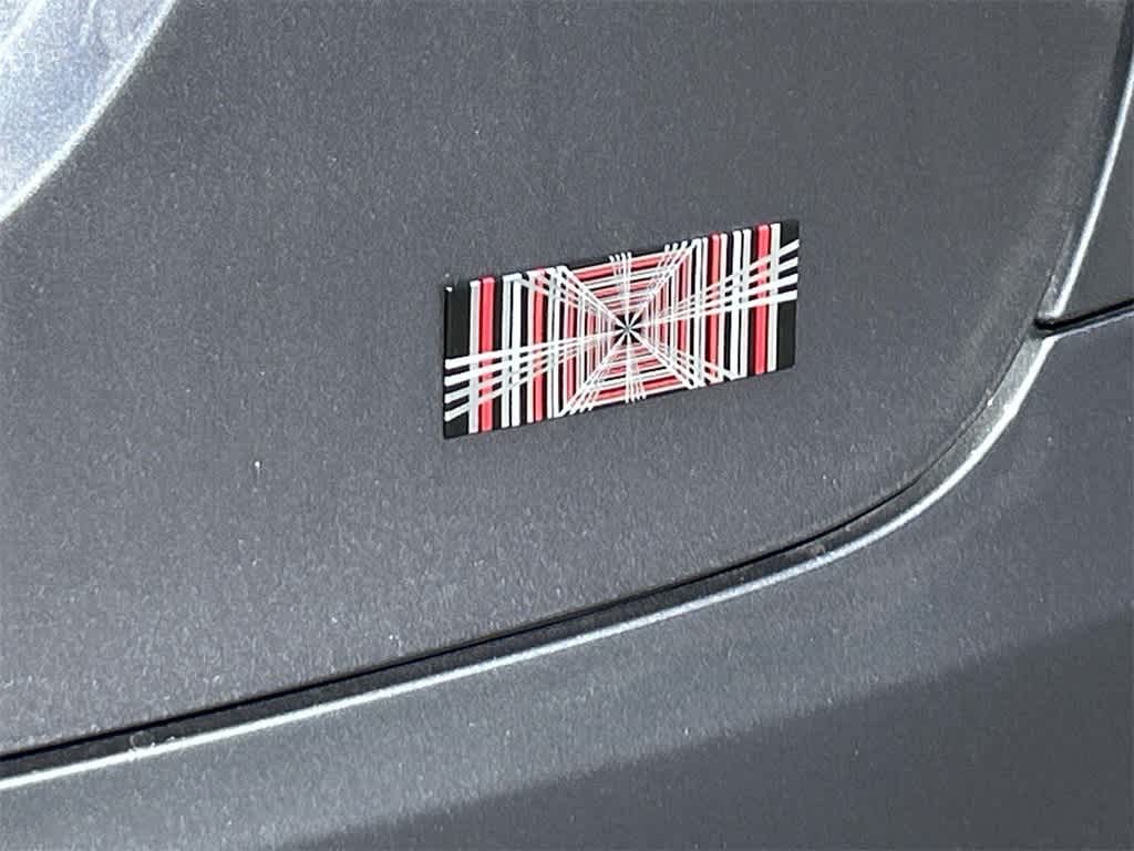 Thumbnail: 2022 Tesla Model X - 34