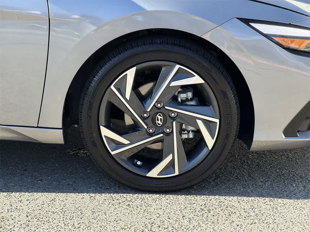 Thumbnail: 2025 Hyundai Elantra - 44