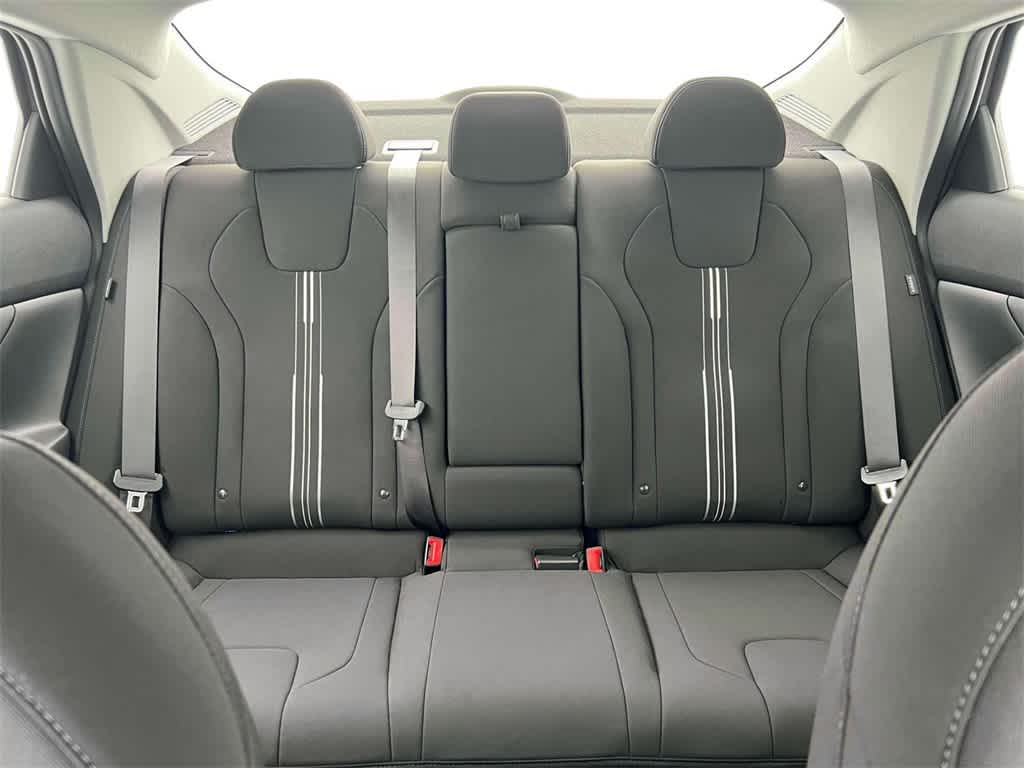 Thumbnail: 2025 Hyundai Elantra - 21