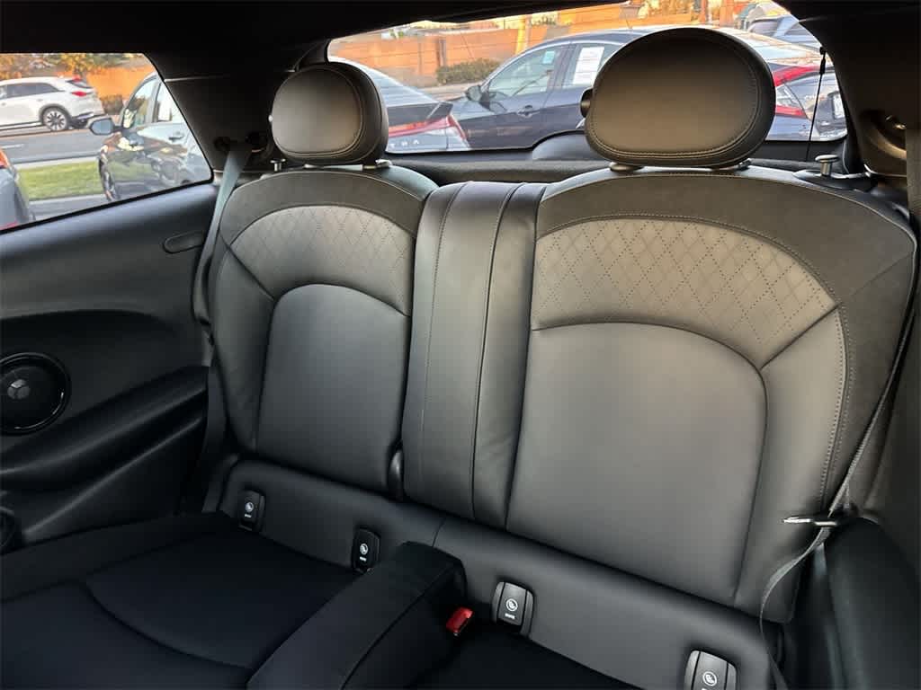 Thumbnail: 2023 MINI Cooper Hardtop - 29