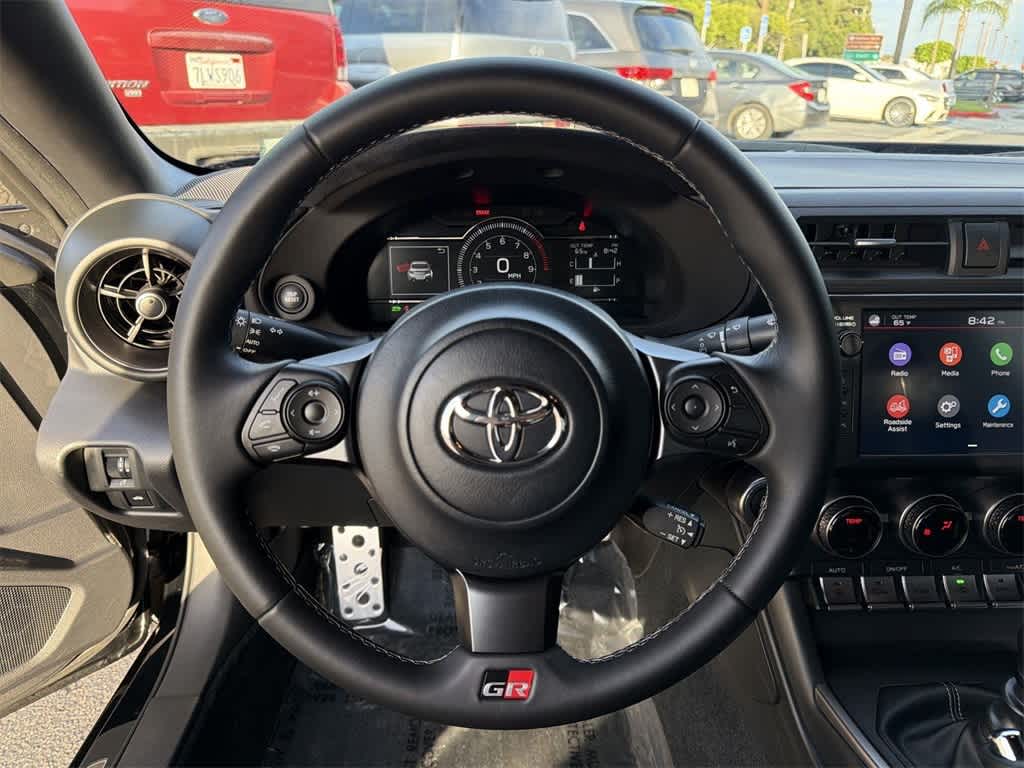 Thumbnail: 2023 Toyota GR86 - 12
