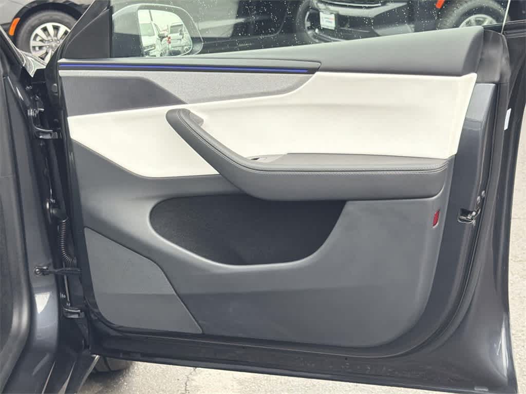 Thumbnail: 2026 Tesla Model Y - 34