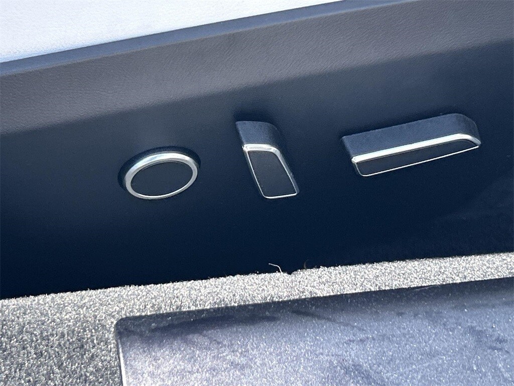 Thumbnail: 2021 Tesla Model S - 42