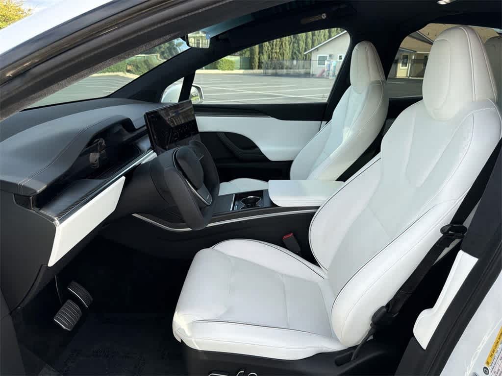 Thumbnail: 2023 Tesla Model X - 26