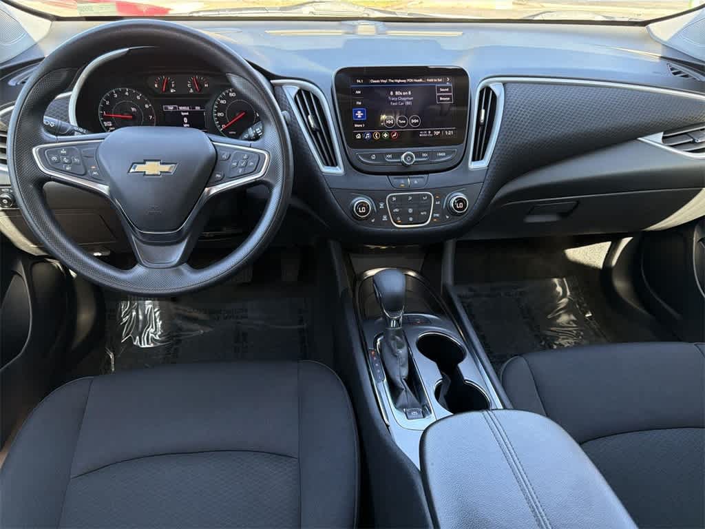 Thumbnail: 2024 Chevrolet Malibu - 11