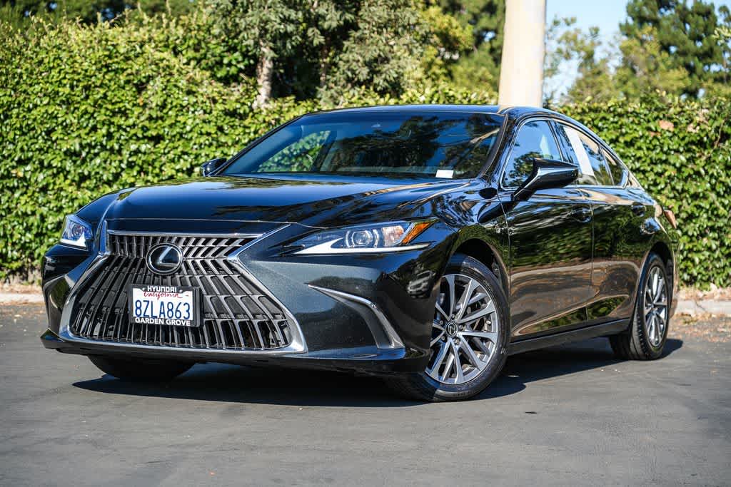 2022 Lexus ES 350 350's photo