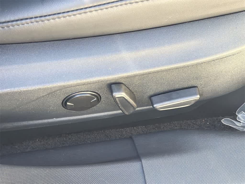 Thumbnail: 2021 Ford Mustang Mach-E - 42