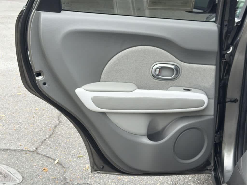 Thumbnail: 2017 Kia Soul EV - 27