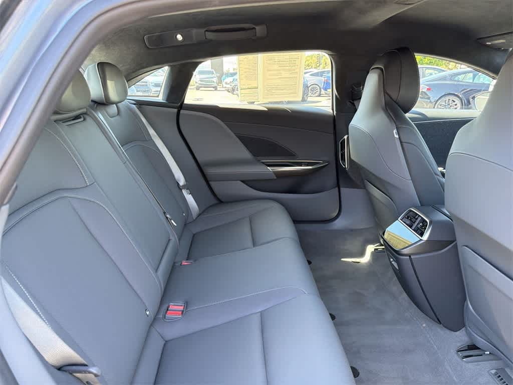 Thumbnail: 2024 Lucid Air - 32