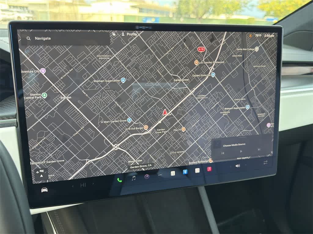 Thumbnail: 2023 Tesla Model X - 16