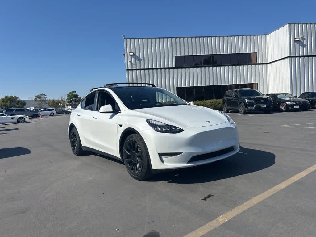Used 2022 Tesla Model Y Long Range with VIN 7SAYGAEE0NF570844 for sale in Garden Grove, CA