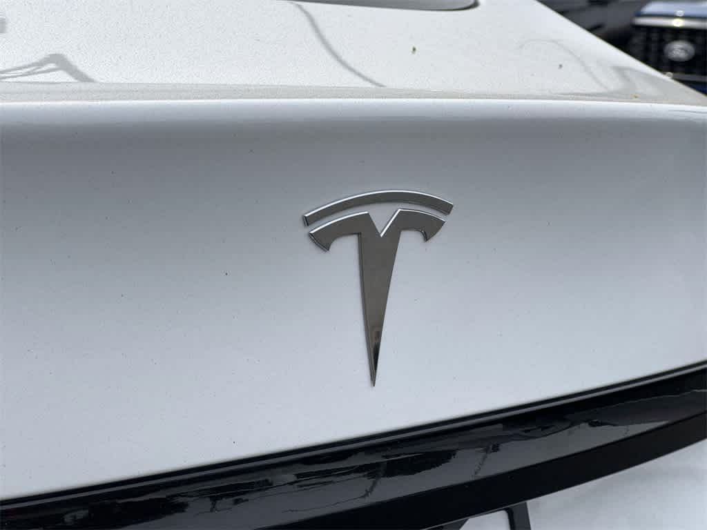 Thumbnail: 2022 Tesla Model S - 33