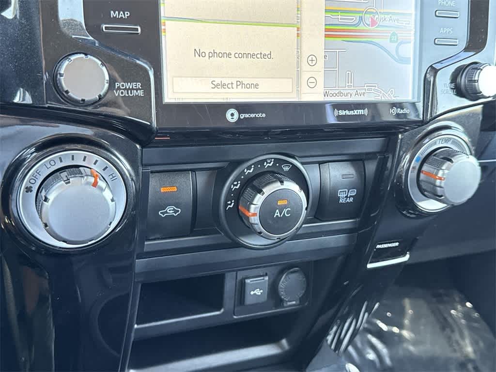 Thumbnail: 2024 Toyota 4Runner - 24