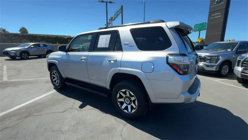 Thumbnail: 2024 Toyota 4Runner - 6