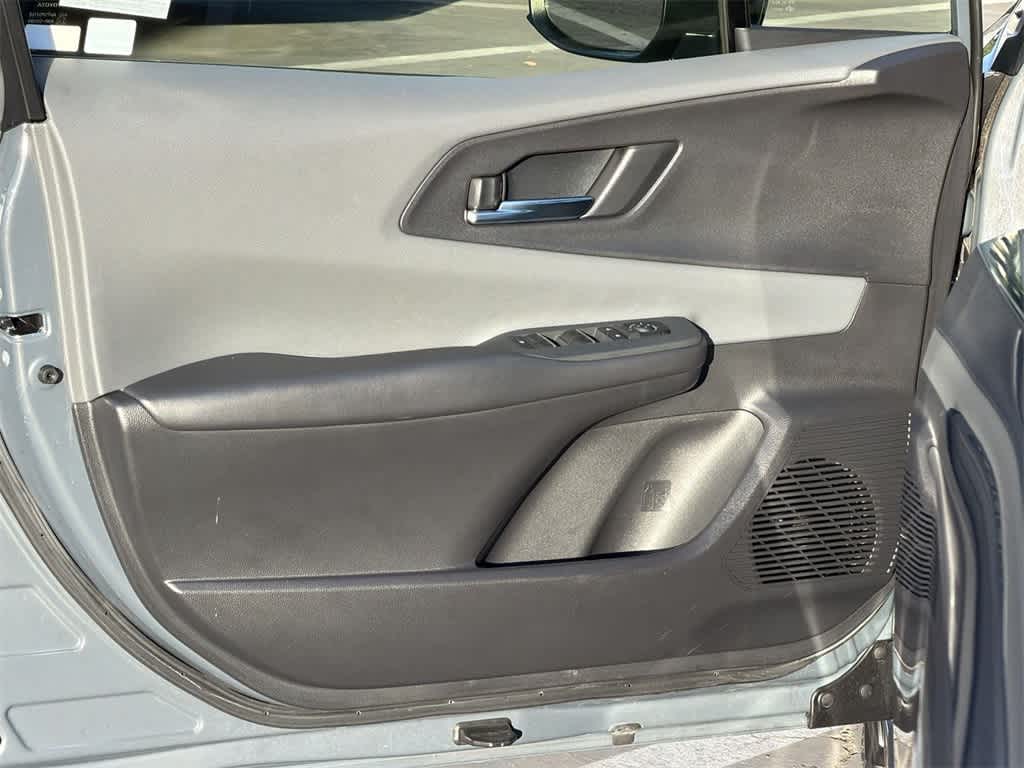 Thumbnail: 2024 Toyota Prius - 25