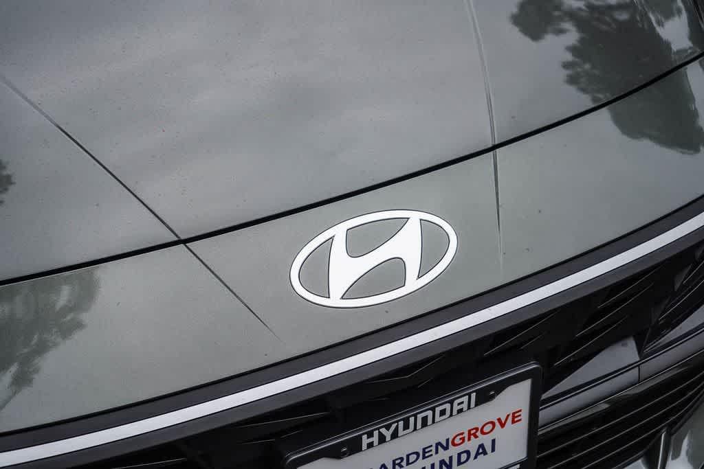 Thumbnail: 2026 Hyundai Elantra - 11