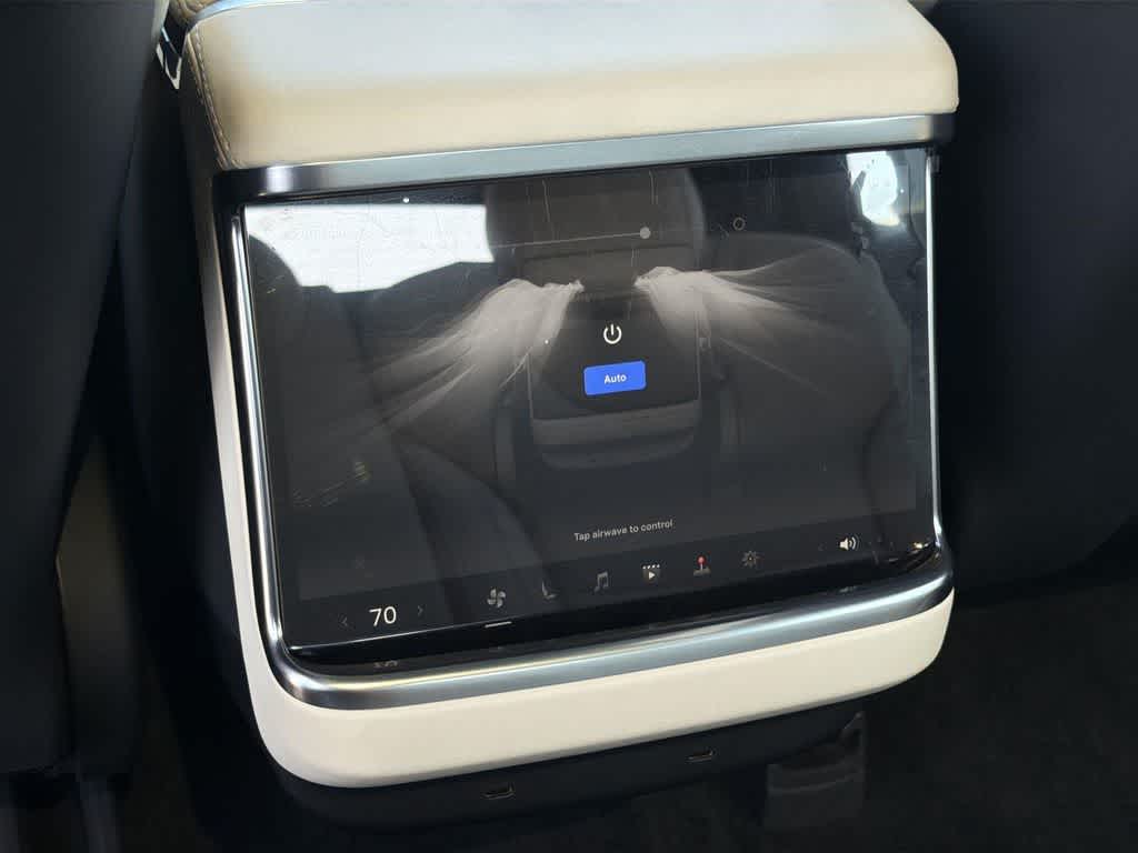 Thumbnail: 2023 Tesla Model S - 29