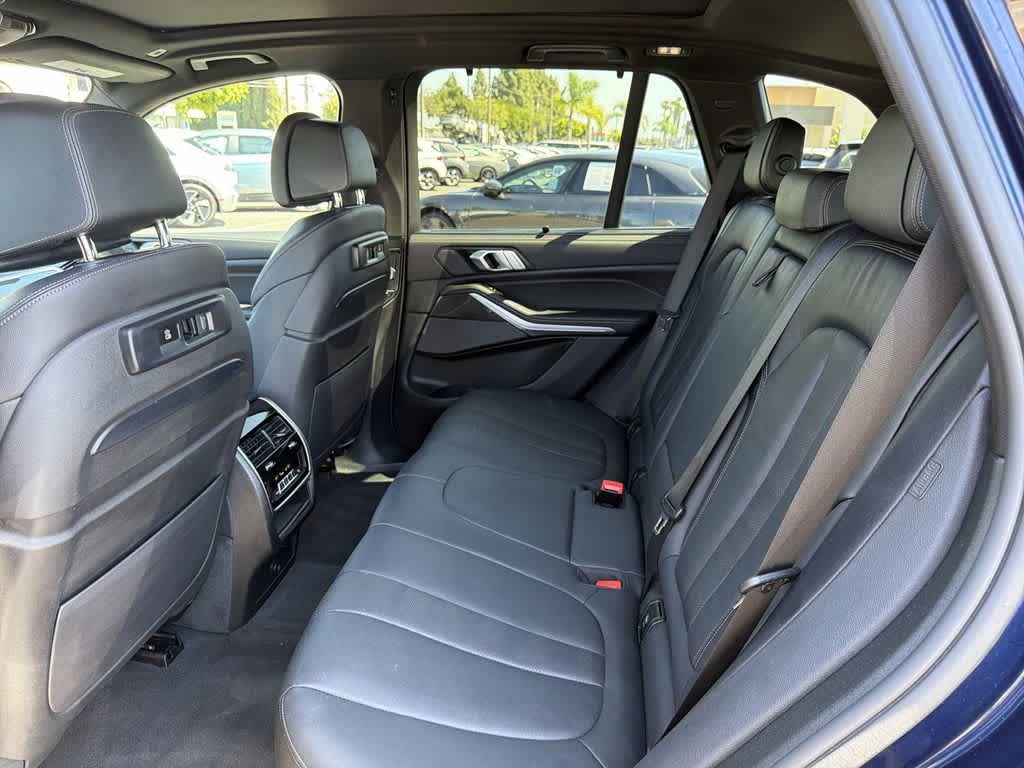 Thumbnail: 2021 BMW M5 - 30