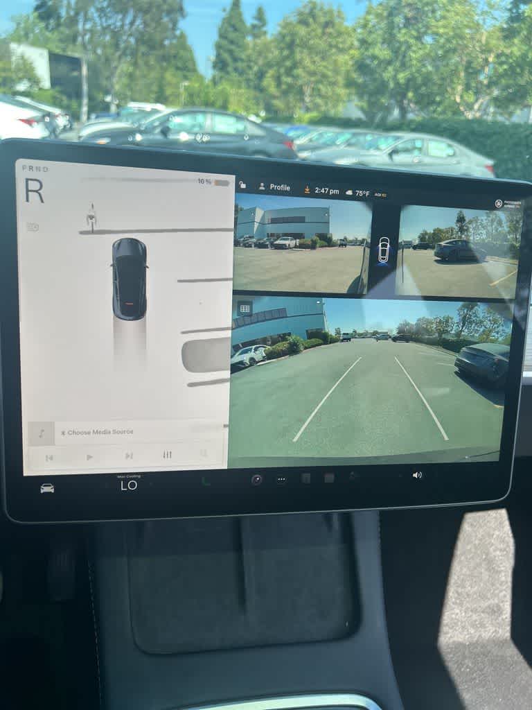 Thumbnail: 2025 Tesla Model Y - 10