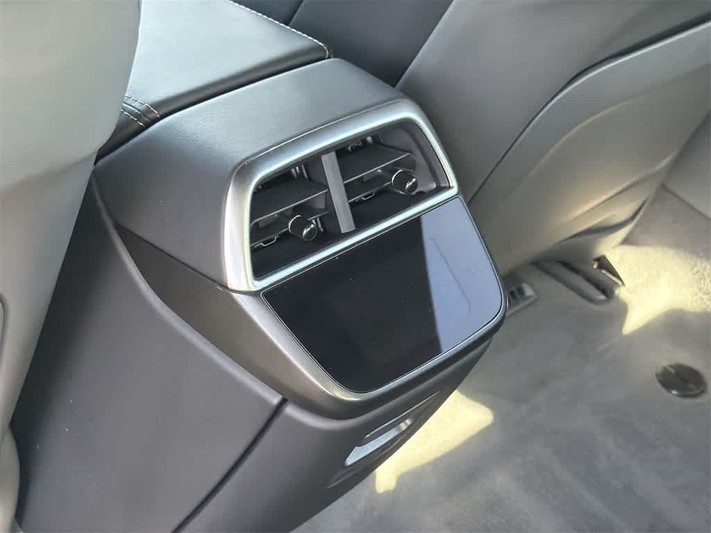 Thumbnail: 2024 Lucid Air - 29