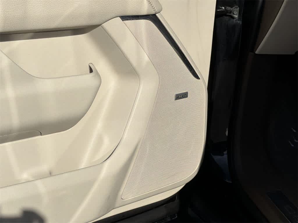 Thumbnail: 2023 GMC Yukon XL - 25