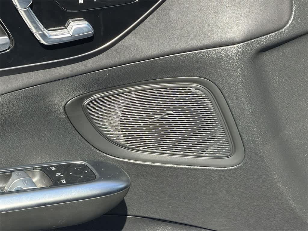 Thumbnail: 2024 Mercedes-Benz C-Class - 25