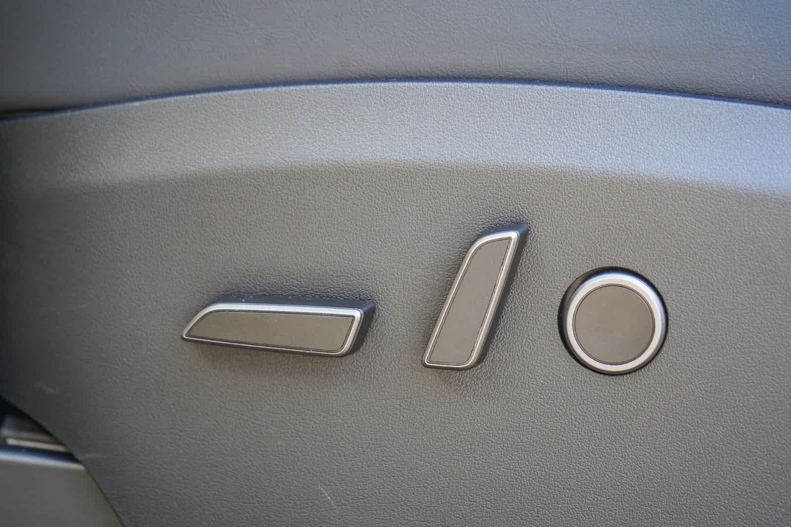 Thumbnail: 2025 Tesla Model Y - 20