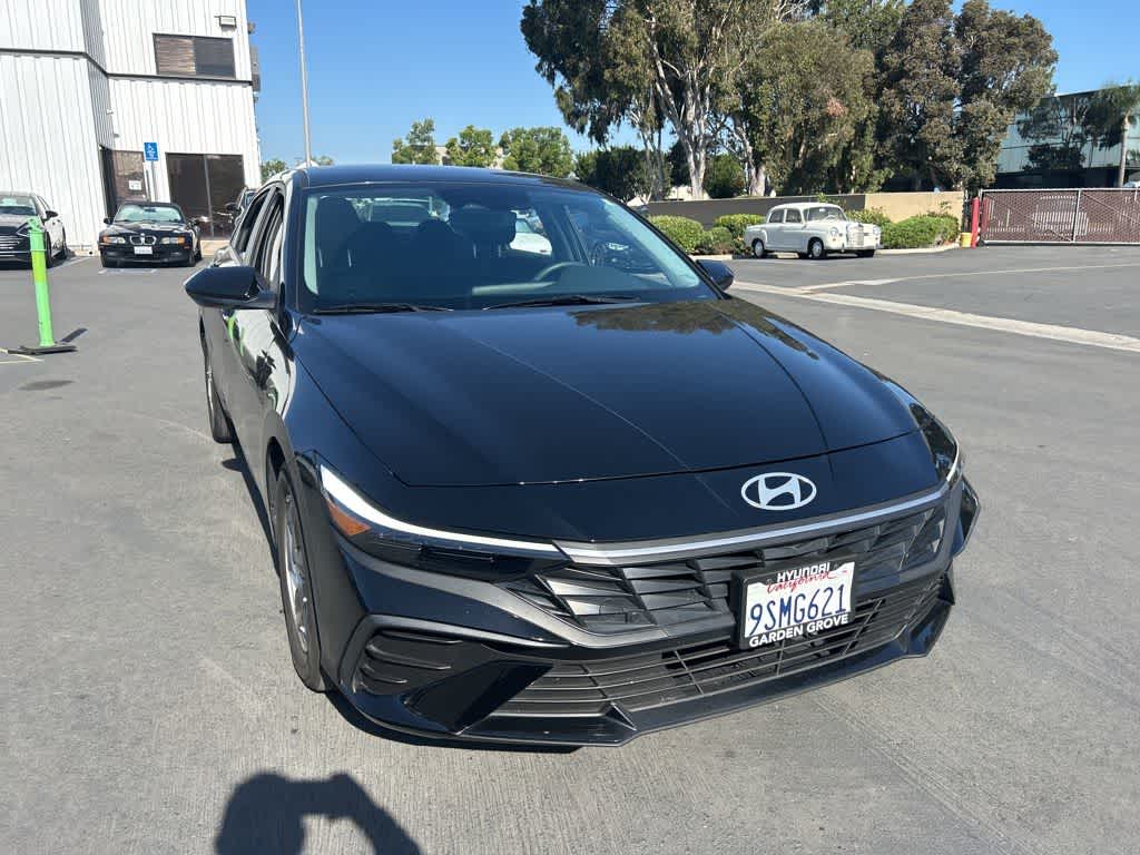 2025 Hyundai Elantra 2.0 SE IVT's photo