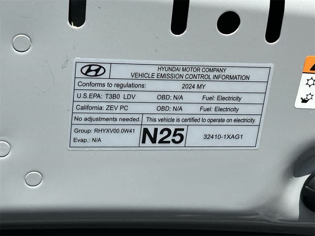 Thumbnail: 2024 Hyundai Ioniq 5 - 17