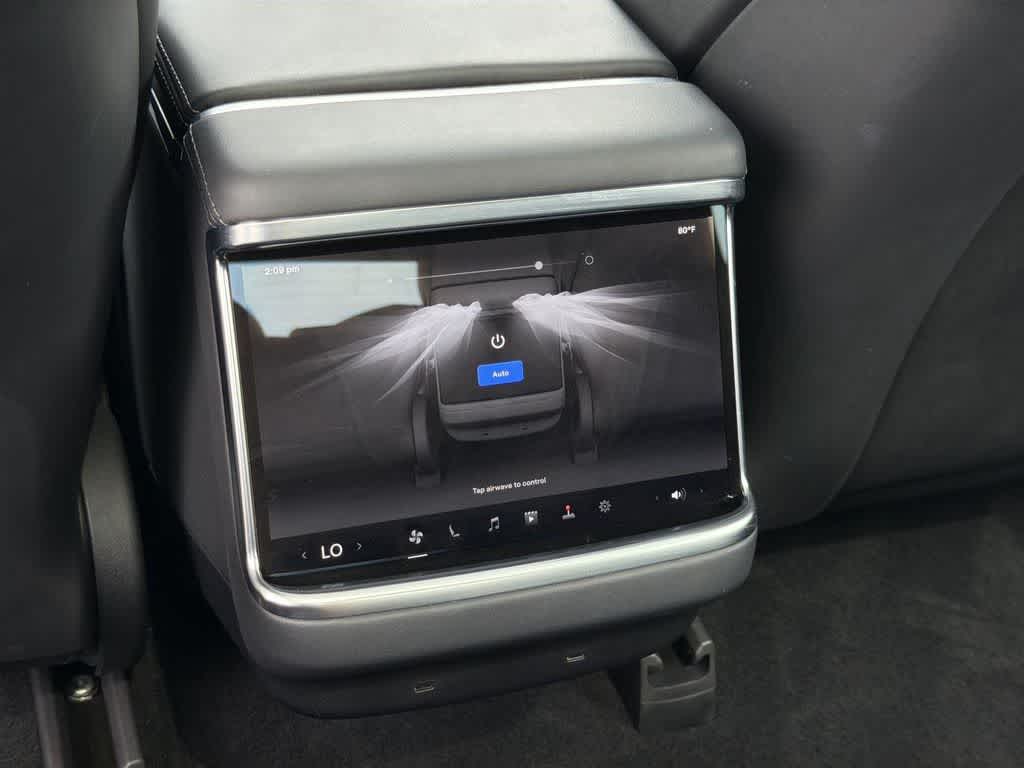 Thumbnail: 2023 Tesla Model S - 31