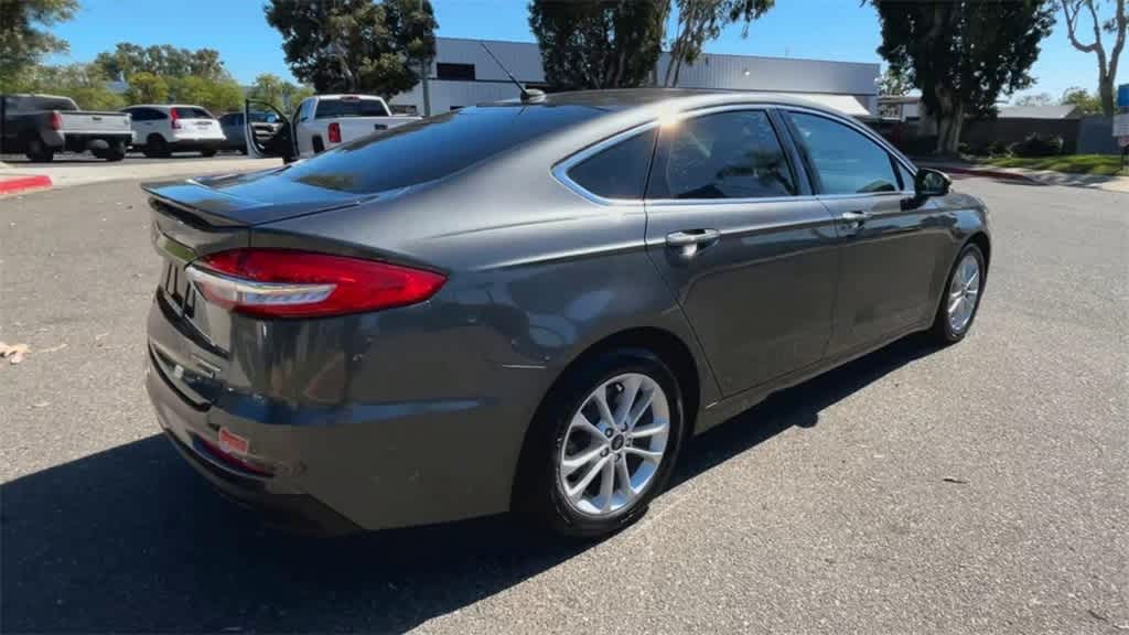 Thumbnail: 2020 Ford Fusion - 8