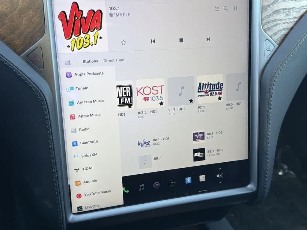 Thumbnail: 2020 Tesla Model X - 20