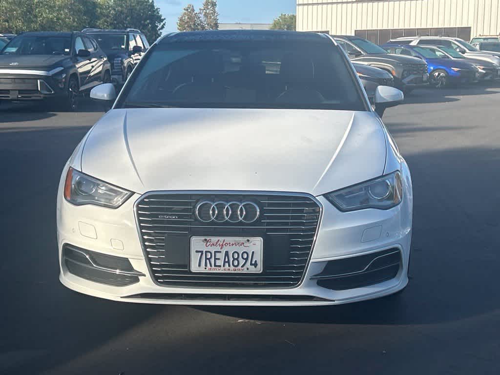  Audi A3 e-tron