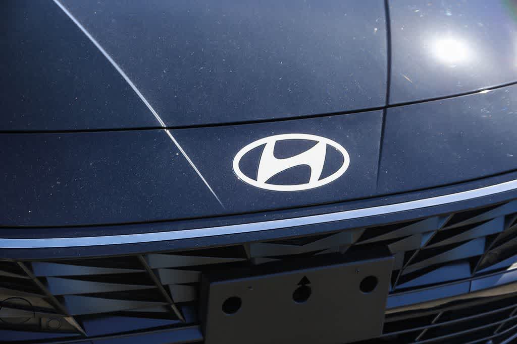 Thumbnail: 2025 Hyundai Elantra - 5