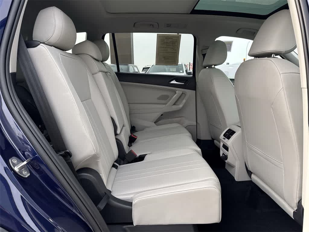 Thumbnail: 2022 Volkswagen Tiguan - 33