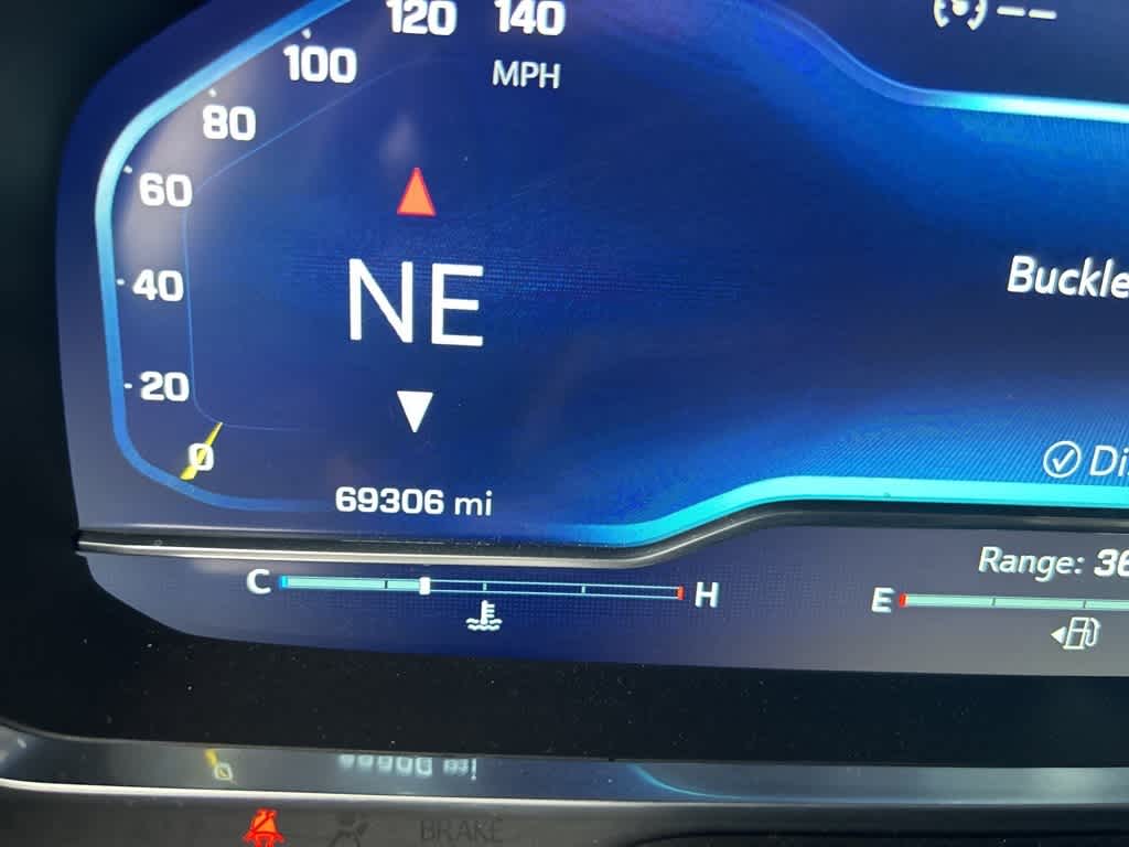 Thumbnail: 2023 Chevrolet Suburban - 9