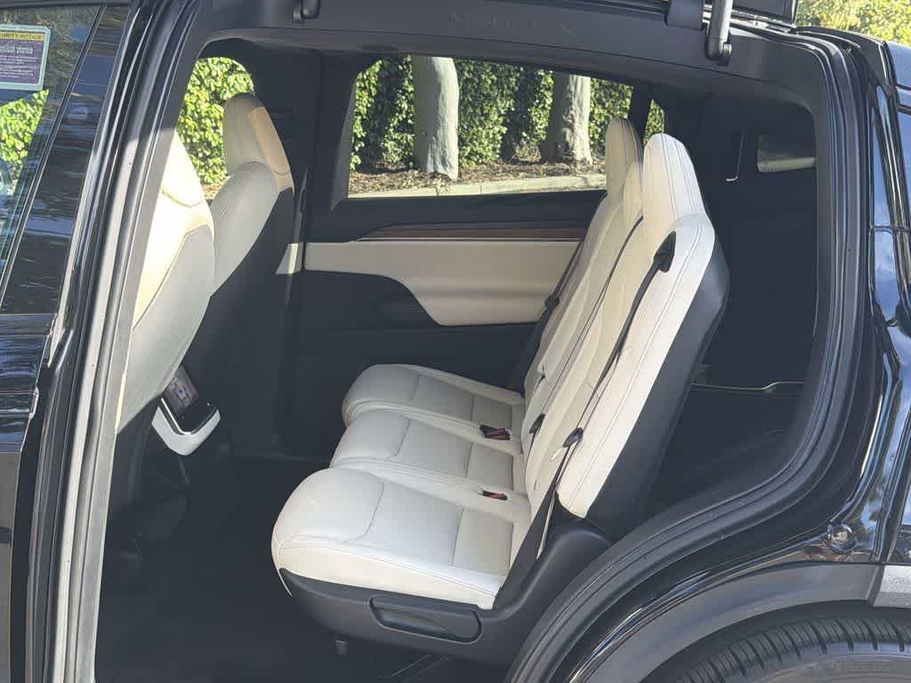 Thumbnail: 2022 Tesla Model X - 25